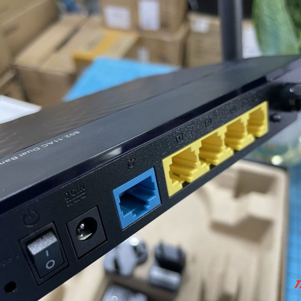 bo-dinh-tuyen-wifi-bang-tan-kep-asus-rt-ac750l