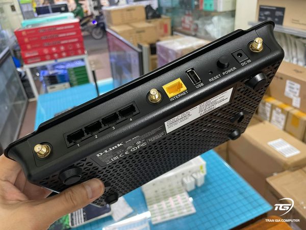 bo-phat-wifi-d-link-dir-880l-dual-band-ac1900-cong-suat-cao