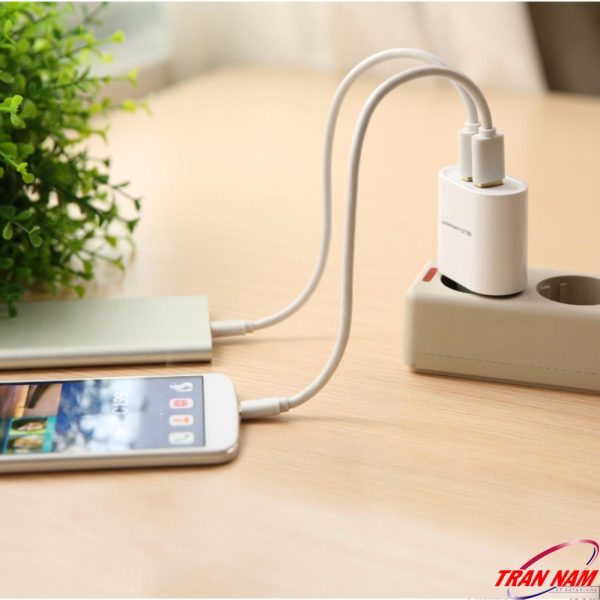 cu-sac-dien-thoai-17w-2-cong-usb-ugreen-20384