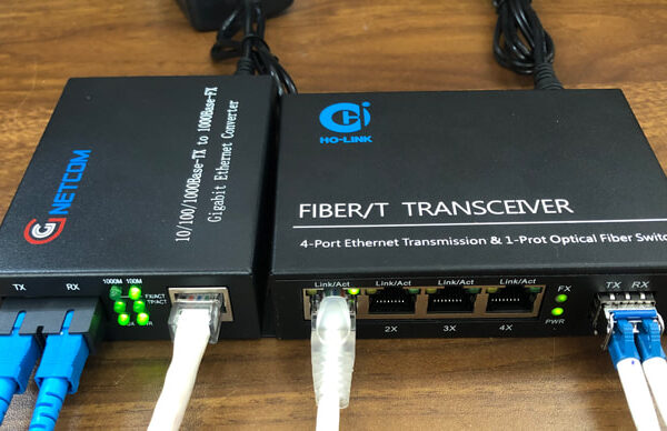 bo-chuyen-doi-quang-dien-4-cong-lan-1-cong-sfp-ho-link-hl-2014-sfp