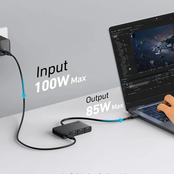 Hub USB-C 4 cổng Anker A8340 hỗ trợ sạc nhanh PD100W, cho phép truyền nguồn vào tối đa 100W và sạc ra 85W, đảm bảo tốc độ sạc nhanh cho MacBook, iPad Pro và laptop USB-C.