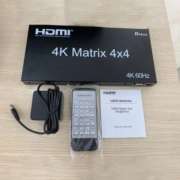 Bộ HDMI Matrix 4×4 DTECH DT-7030 4K@60Hz kèm remote điều khiển, nguồn DC và sách hướng dẫn