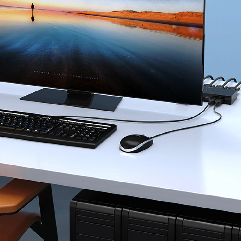 Bộ Gộp KVM 4 Cổng VGA +USB Sang 1 Màn Hình Unitek U-8710ABK (4) Bộ Gộp KVM 4 Cổng VGA +USB Sang 1 Màn Hình Unitek U-8710ABK (4)