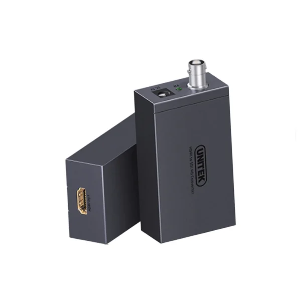 UNITEK V143A bộ chuyển HDMI sang SDI — 2 góc nhìn cổng HDMI Type A mạ vàng và cổng SDI BNC mạ niken, vỏ hợp kim nhôm xám titan, đèn LED báo nguồn 5V/2A