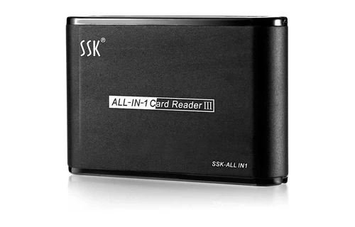 Thiết Kế Thân Máy SSK SCRM025 — Nhãn ALL-IN-1 Card Reader III Thân máy SSK SCRM025 màu đen, nhãn ALL-IN-1 Card Reader III và logo SSK khắc nổi