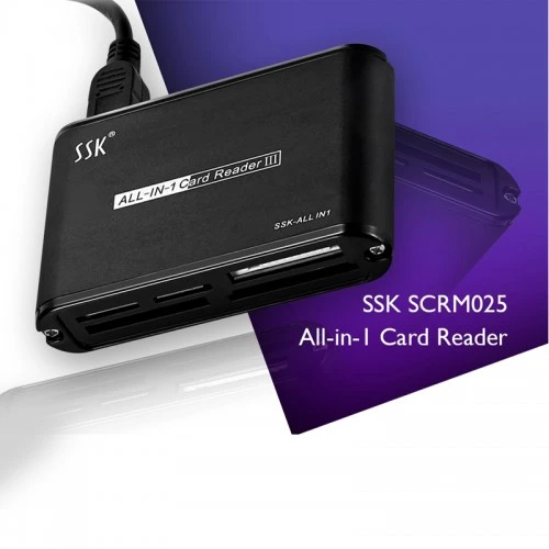 Khe Cắm Thẻ Nhớ SSK SCRM025 — CF, SD, MicroSD, MS, XD Khe cắm thẻ nhớ SSK SCRM025: CF, SD, MicroSD, MS, XD xếp cạnh nhau trên thân máy
