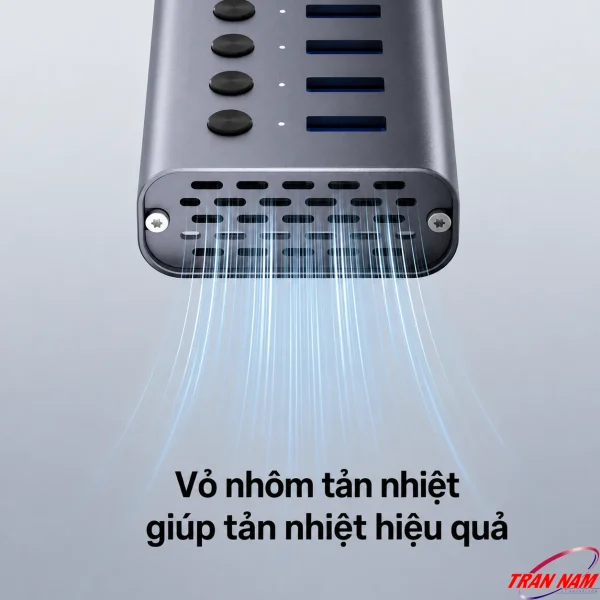 Cận cảnh khe tản nhiệt dưới đáy vỏ nhôm hub Unitek H1314A với luồng khí lưu thông
