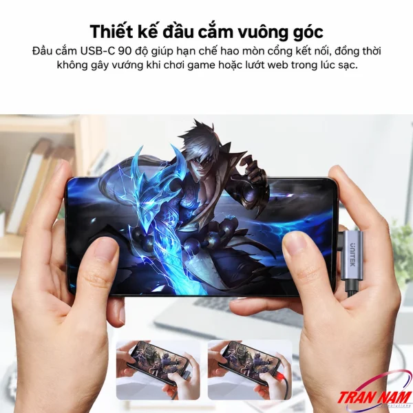 Đầu cắm USB-C 90 độ của cáp Unitek C14123BK kết nối điện thoại khi chơi game